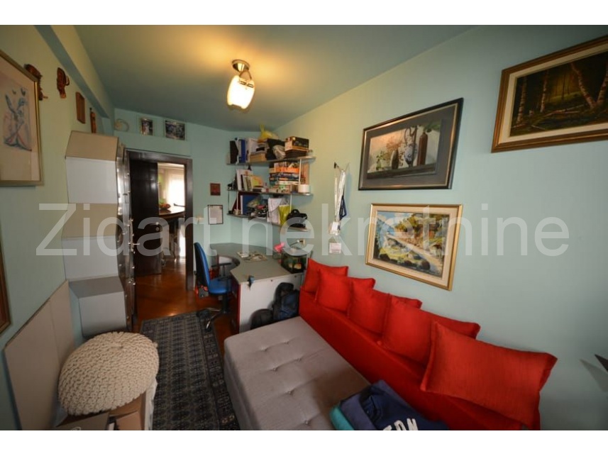 Квартира, 1087 м², 288 000$ — FAKTOR